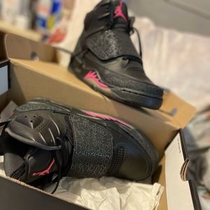 Jordan Son of GG. Wore only one time.